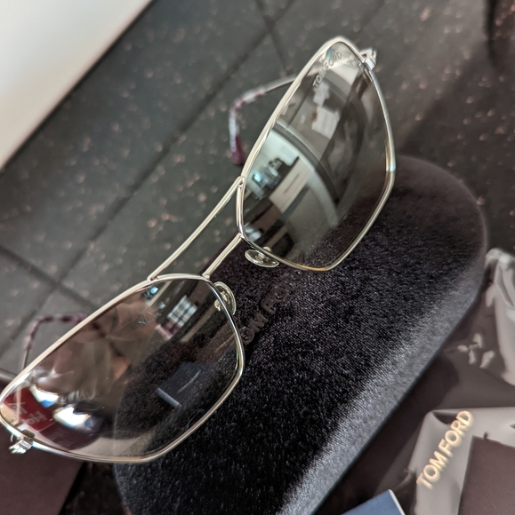 Tom Ford TF 738 Sye Sunglasses 16C Silver/silver Gradient Mirror Size 61 - Picture 13 of 13